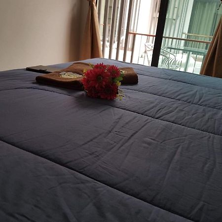 Amaretto Hostel 수랏타니 외부 사진