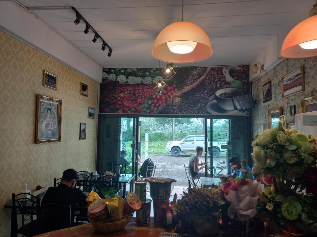 Amaretto Hostel 수랏타니 외부 사진