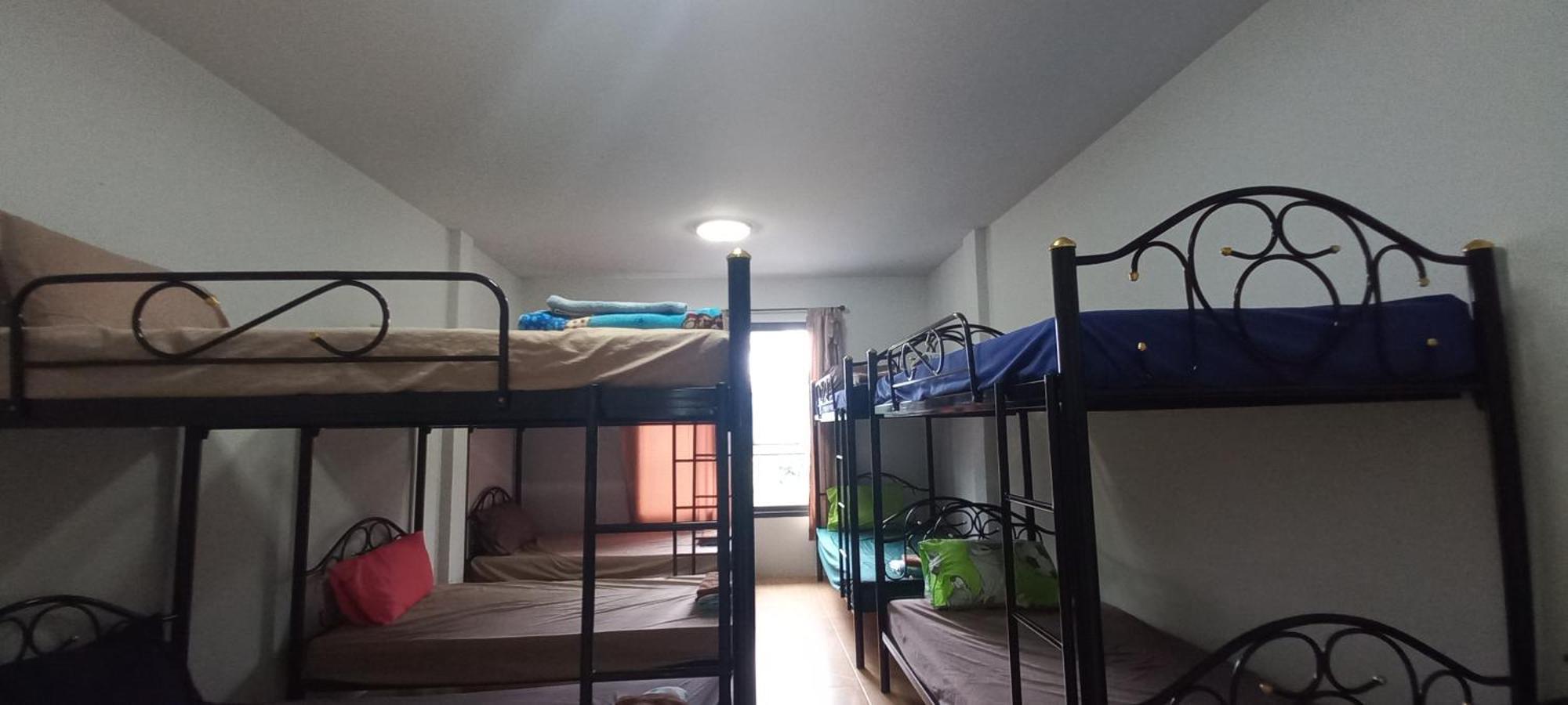 Amaretto Hostel 수랏타니 외부 사진